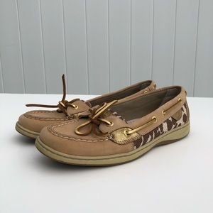 Women’s Giraffe Print Sperry